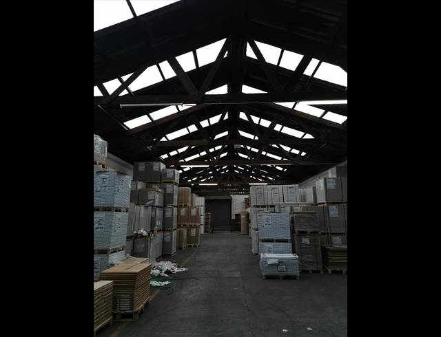525M² WAREHOUSE TO LET IN EPPING INDUSTRIAL